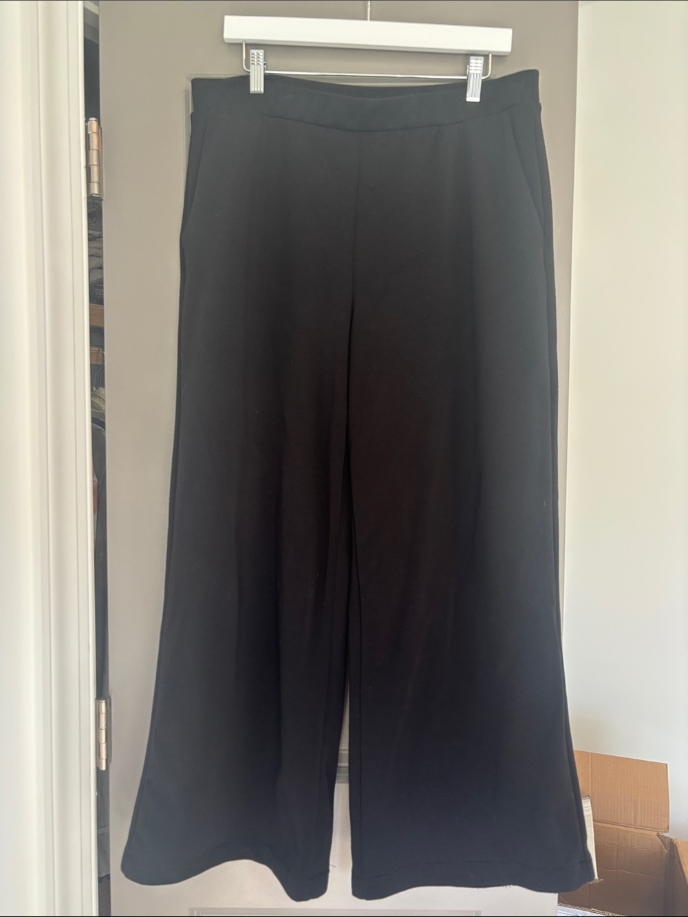 Magaschoni Black Wide-Leg Pull-On Pants